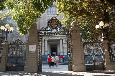 Faculdade de Ciências Físicas e Matemáticas